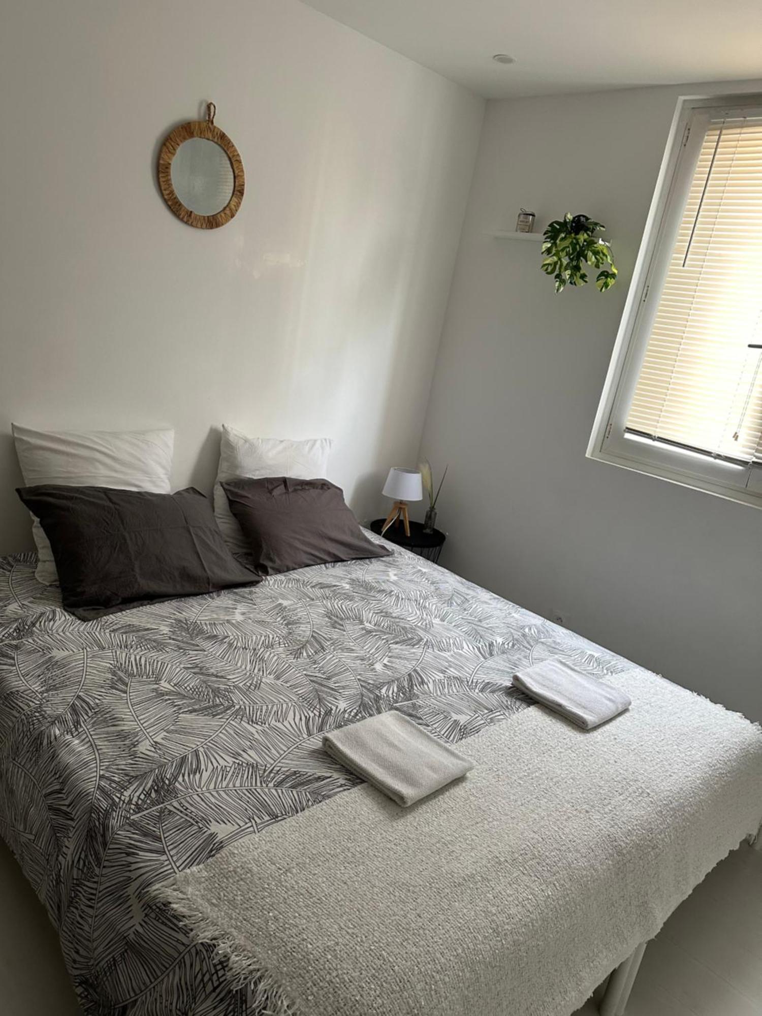 Privat Room In Private Security Residence With Free Parking, 1 Minute From Tramway, 9 Minutes From De Center, Accessible All Transports Niza Exterior foto