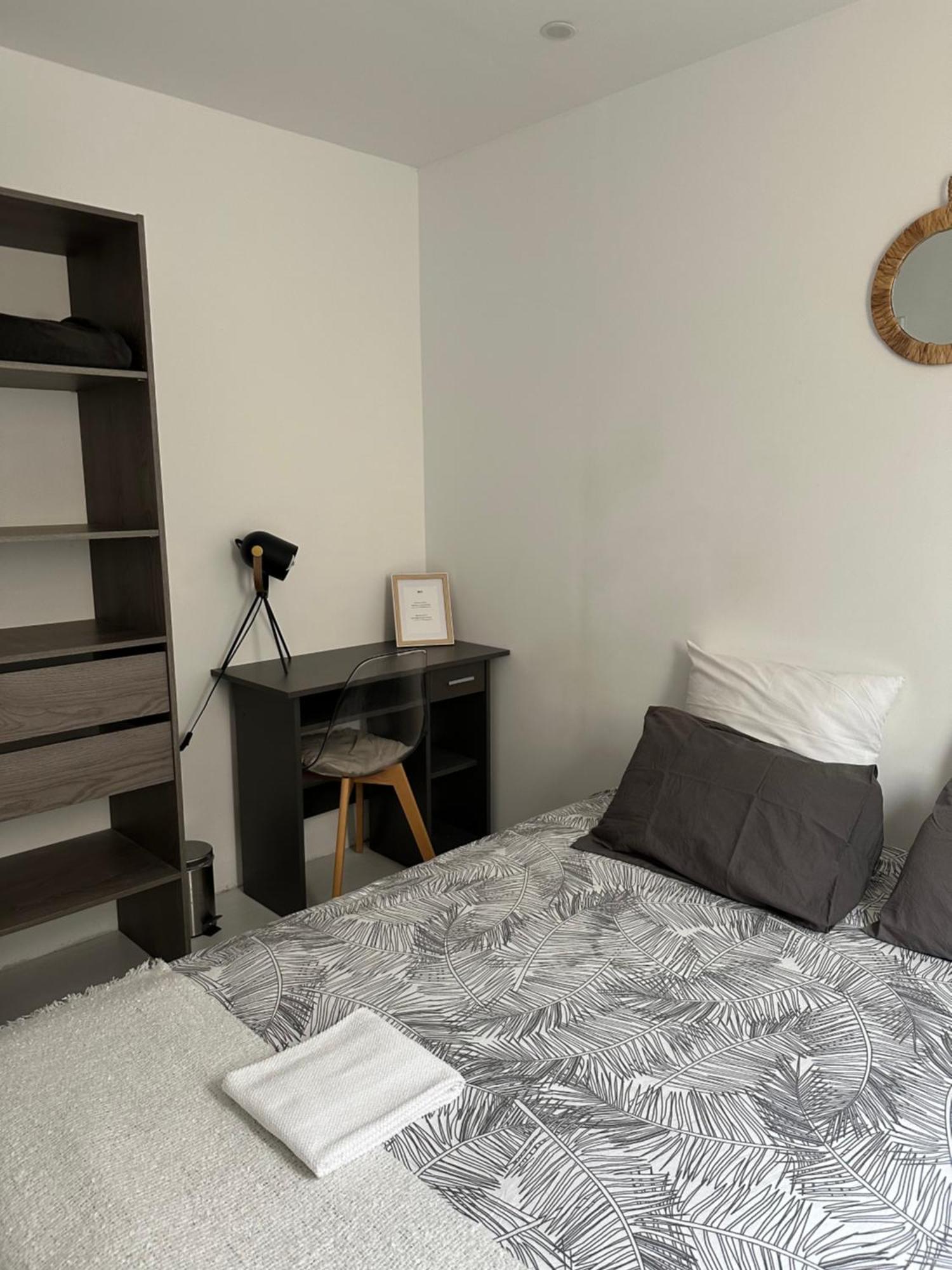Privat Room In Private Security Residence With Free Parking, 1 Minute From Tramway, 9 Minutes From De Center, Accessible All Transports Niza Exterior foto